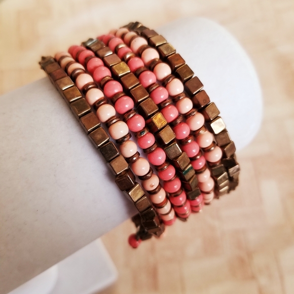 Beaded Coil "Slinky like "Bracelet - Picture 2 of 4